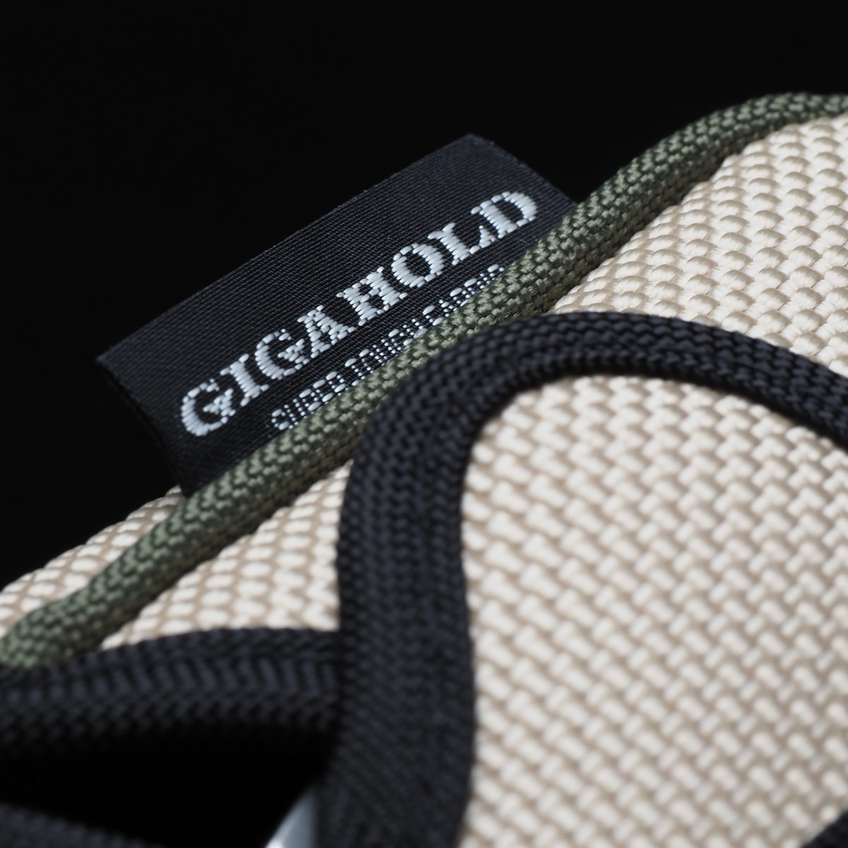 GIGA HOLD Headcover_10