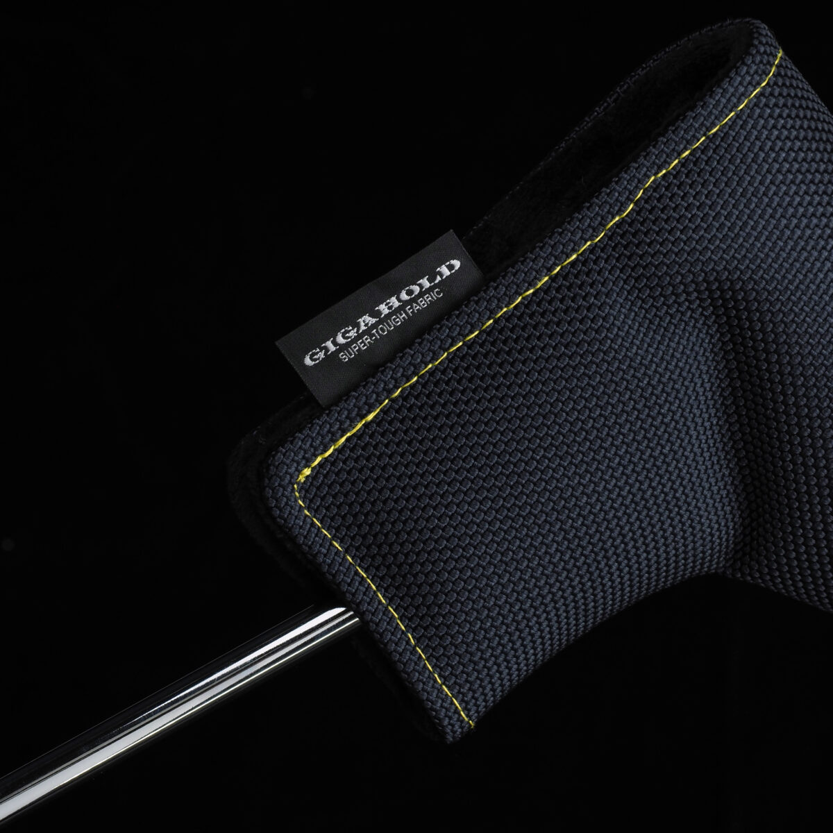 GIGA HOLD Headcover_03